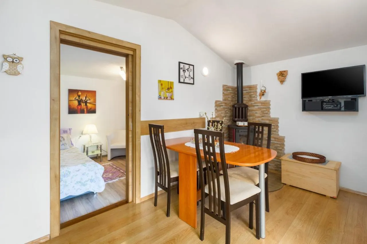 Holiday Home Giovanna Kastelir 0*,