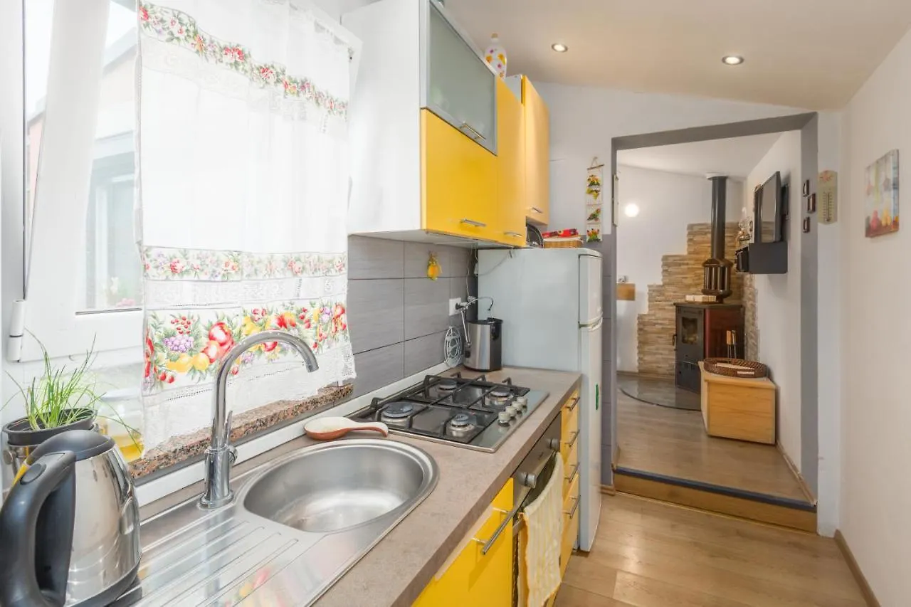 Holiday Home Giovanna Kastelir 0*,