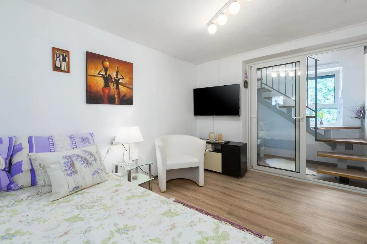 Holiday Home Giovanna Kastelir 0*,