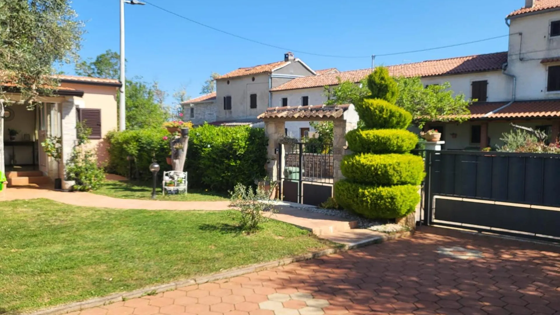 Holiday Home Giovanna Kastelir Croatia