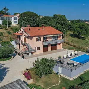 Kuca Legovic Villa